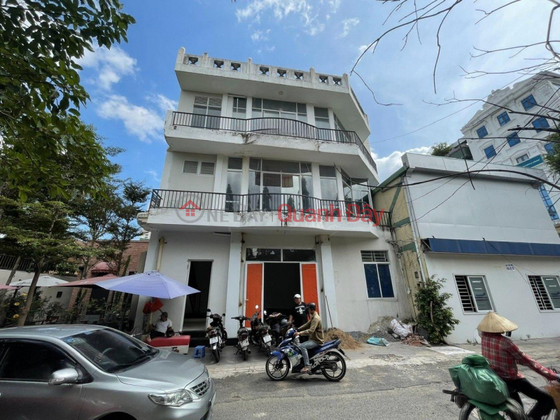 House for rent on the corner of 2 fronts on Xuan Thuy Street, Thao Dien Ward, District 2. Area 9x20m. Price 140 million/month Rental Listings