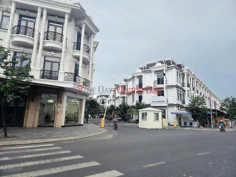 Dự án nhà liền kề sẵn sổ đỏ,bàn giao nội thất cơ bản,diện tích 68m2,tk 3 tầng mặt tiền rộng 4m. Niêm yết bán