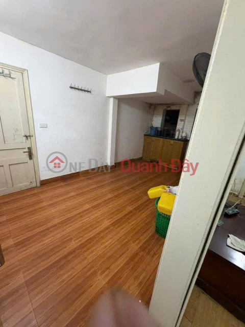 Apartment for rent on the 2nd floor, corner unit, building E, Thanh Cong Apartment Complex, 150m2, 3 bedrooms, 2 bathrooms, 12 million VND. _0