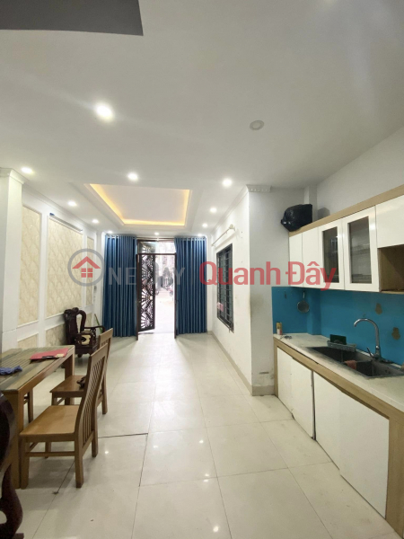 Hoang Hoa Tham townhouse. 20m from the street, large yard, 36m corner lot, 5 floors from 2nd floor 46m 5.5ty Sales Listings