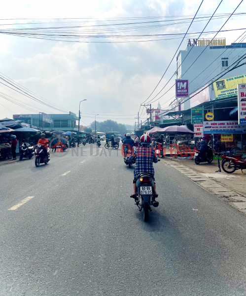 near Binh Hoa gas station can pay in installments with separate book | Vietnam, Sales, đ 459 Million