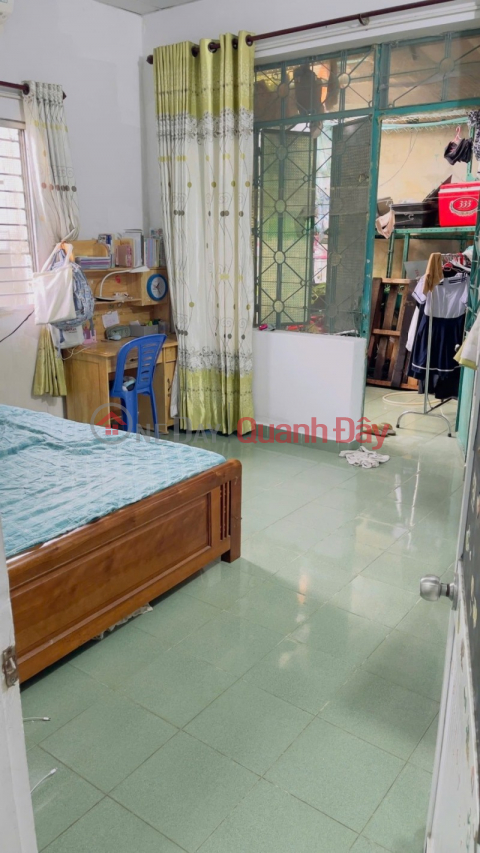 ► House in Le Duan Alley near Hoang Hoa Tham, 58m2, 2 floors, 3 bedrooms above\/below, 3.1 billion _0