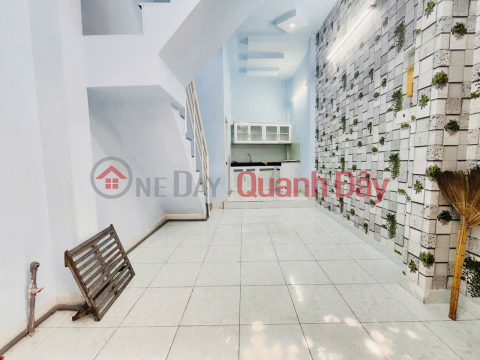 D2129 ️ House on Street No. 28, Go Vap District, Shared Ownership, Square shape, 2 floors, 2.x billion VND _0