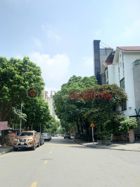 Land for sale on Trung Van street, Nam Tu Liem, 140m2, MT20m, corner lot, 24 billion VND _0