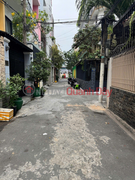 đ 9.5 Billion, **House for sale 104\\/5 Ba Van, Ward 14, Tan Binh; (5.1*13) 3 floors only 9.5 billion