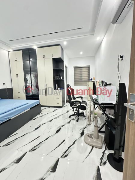 Property Search Vietnam | OneDay | Residential Sales Listings, Selling 5-storey house, 100% new, frontage on Hoang Quoc Viet - elevator, full furniture, 12 billion x