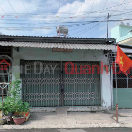 Nhà cấp4 đường 10m Bùi Văn Ngữ Q12, 126m2 ,thu nhập 5tr/th, ngay ngã 3 Đông Quang ,6 tỷ 0932030061 _0