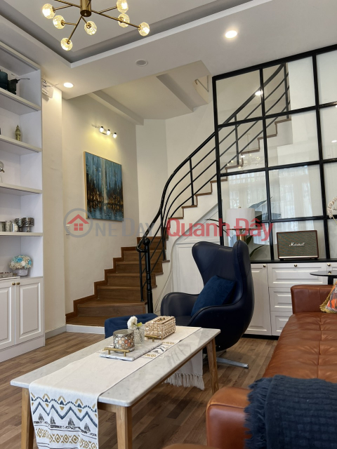 OWNER Needs To Sell Quickly Beautiful HXH House Prime Location In Ward 9, Phu Nhuan _0