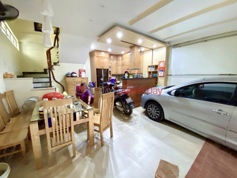 OWNER NEEDS TO SELL A HOUSE ON NGUYEN HOANG STREET - CORNER LOT - CAR GARAGE - BUSY BUSINESS 55m² x 5 FLOORS, 6m FRONTAGE, price 19 billion (CTL) Sales Listings