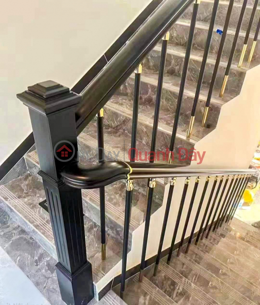 My family is renting out a house, 106m2 - 5 floors, located in Hang Gai, Hang Hom, Hang Bong area - 43 million VND. Vietnam Rental | đ 43 Million/ month