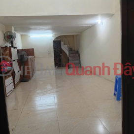 House for rent in lane 134 De Tran Khat Chan, 30m2, 3 floors, 3 bedrooms, 9 million _0