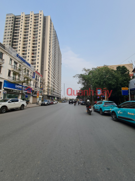 Selling 86m2 5-storey ready-built house in Trau Quy business street, Gia Lam. Contact 0989894845 Vietnam | Sales, đ 13.9 Billion