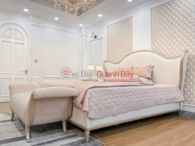 Cực hiếm! Bán nhà phố Lê Đại Hành, 42m2, 5 tầng thang máy, mặt tiền 4.3m, 14.8 tỷ, ngõ rộng, Việt Nam Bán | đ 14,8 tỷ