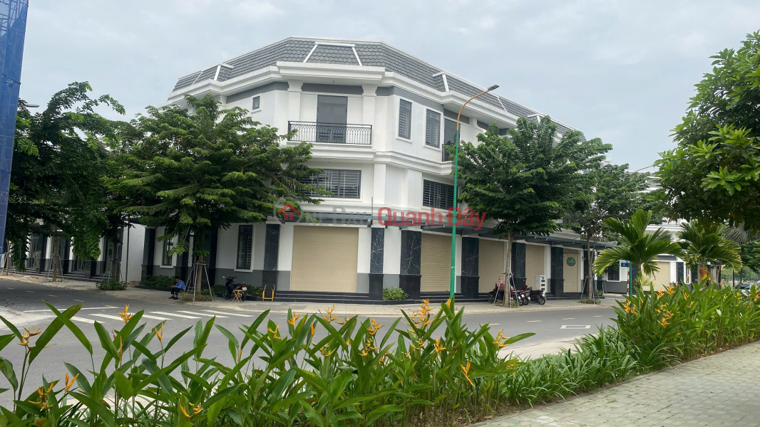 Selling Hoa Loi commercial townhouse, cheap price only 2.66 billion, high profit investment! Affordable Commercial Townhouse for Sales Listings