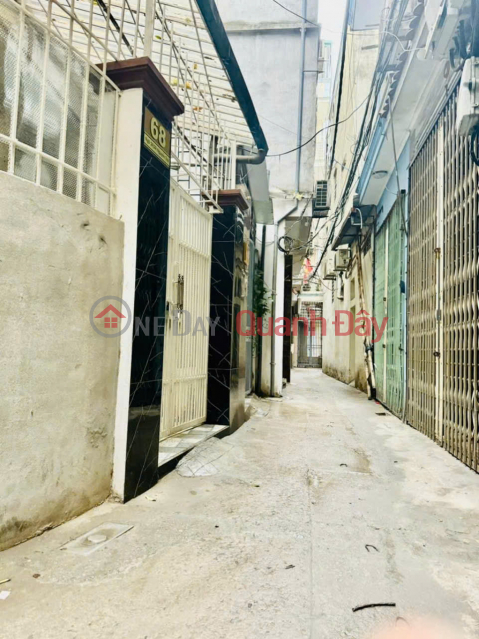 Nguyễn Trãi 49m 5 tầng chỉ 8,8 tỷ 6 ngủ khép kín full nội thất, nở hậu _0