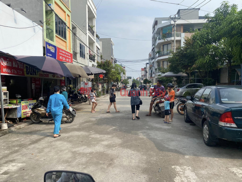 Corner plot of land auctioned X2 Nguyen Khe Dong Anh Next to Assembly market 20m road surface for business Sales Listings