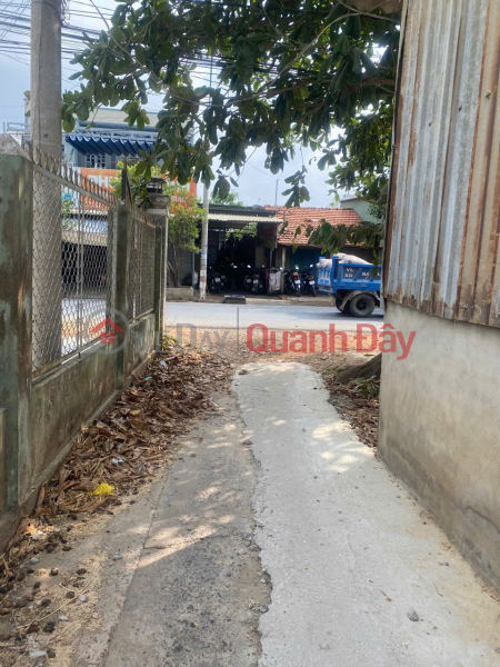 Property Search Vietnam | OneDay | Nhà ở | Niêm yết bán | ĐẤT CHÍNH CHỦ 220m2 Vị Trí Đẹp tại ấp 2B, xã Tân Ân, Cần Đước, Long An