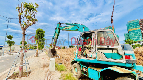 I am the owner and need to sell 2 plots of land opposite 2 Phu Ha Apartment Buildings. _0
