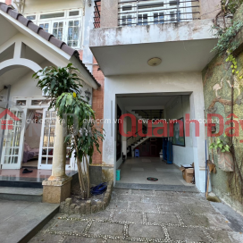 House With River Facade For Rent In Hai Chau, Danang _0