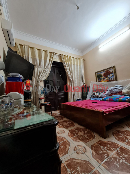 đ 5 Billion, Xuan Non house for sale, 171m2, free furniture, 7 car parking spaces