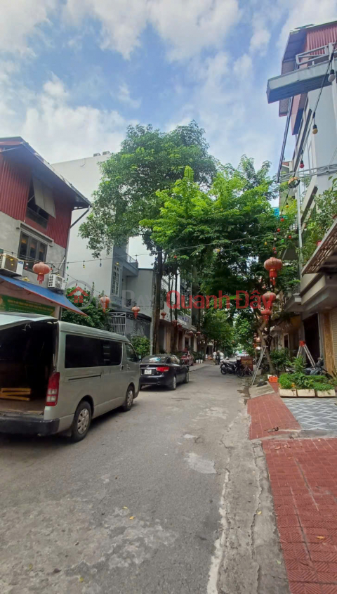 HOUSE FOR SALE, CORNER LOT IN TAM TRINH - HOANG MAI, AREA 80 METER SIZE, WARD 4, FRONTAGE 5 METERS, PRICE 20 BILLION. _0