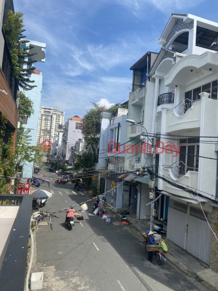 đ 13 Billion, SERVICE APARTMENT - NGUYEN THI THAP - TRUCK - 13 BILLION - FLASH 650M\\/YEAR