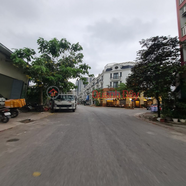 Bao check giá toàn khu vực. 65.4m2 phố kinh doanh Trâu Quỳ, Gia Lâm. 11 tỷ x. Niêm yết bán