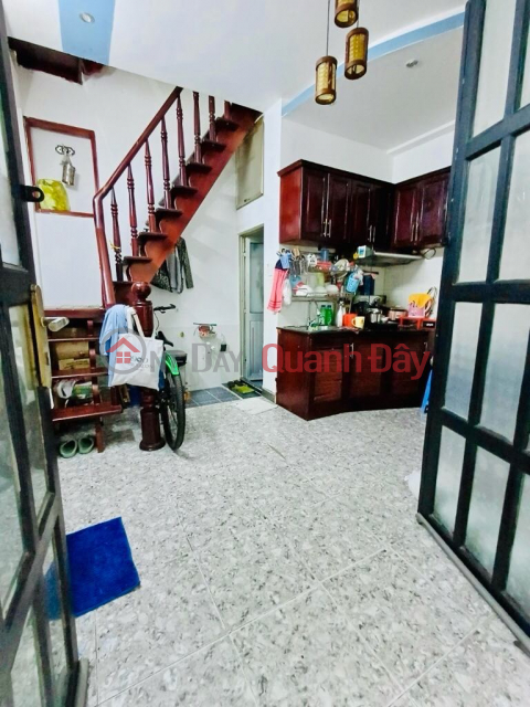 ONLY 2.65 BILLION GET HUYNH VAN BAKE HOUSE - 3 FLOOR - 2 BR - MOVE IN NOW. _0