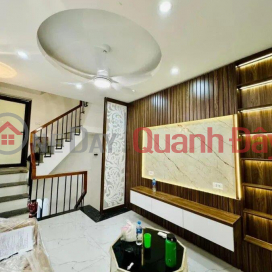 House for sale in Kim Hoa Street, Dong Da Center, Near Car, 5 Floors, Brand New, Fully Furnished, Over 6 Billion. _0