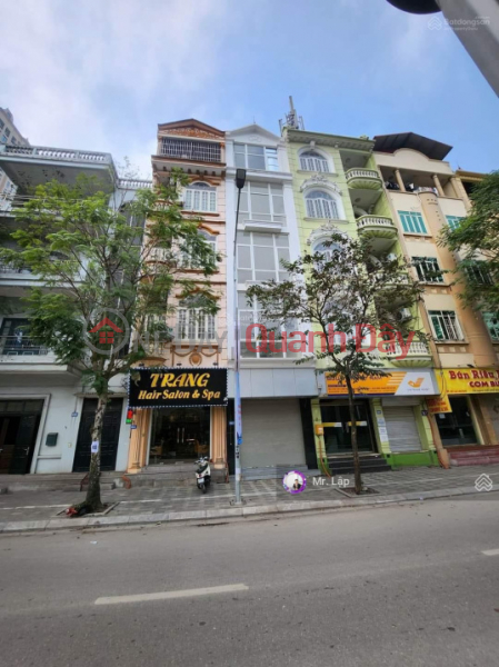 The owner sells the house and car lot on the sidewalk for business on Pham Tuan Tai street, 46m2, 12 billion. Sales Listings