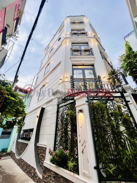 Beautiful House Newly built with elevator Hoang Van Thu, PHU NHUAN DISTRICT through Tran Huy Lieu, Tran Khac Chan Sales Listings
