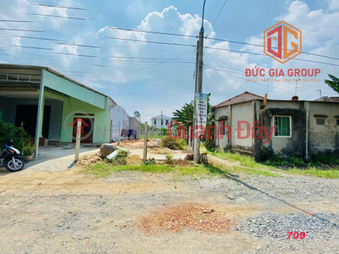 Beautiful land for sale 139m2, corner, 2 street frontages 8m wide, only 1.7 billion _0