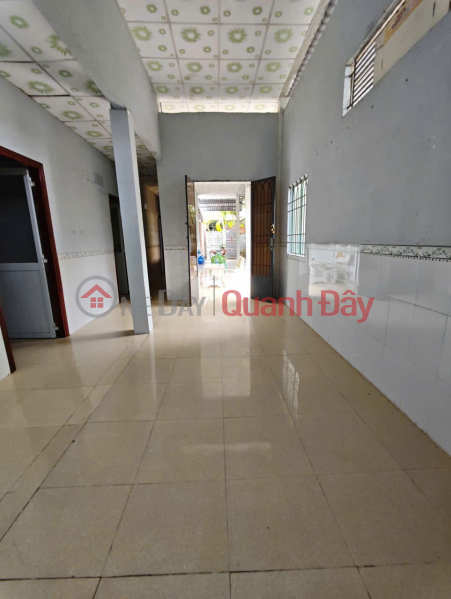 A 4-million-VND house with 4 bedrooms on Vo Van Kiet street, featuring a green garden. Vietnam, Rental đ 4 Million/ month