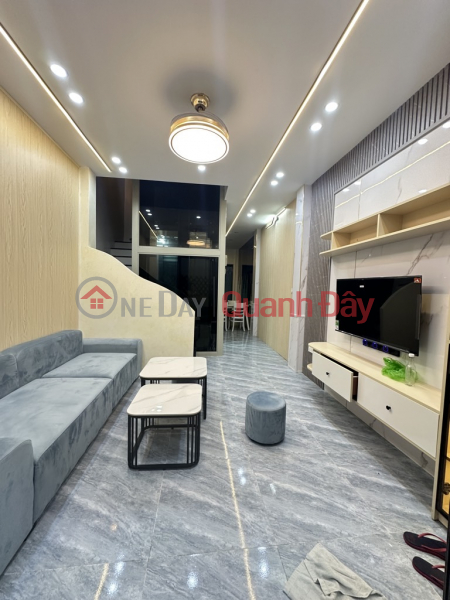 House for sale in lane 140 Ngoc Thuy, 45m x 4 floors, elevator, car parking, 10m, just over 8 floors, negotiable. Contact 0936123469 Sales Listings