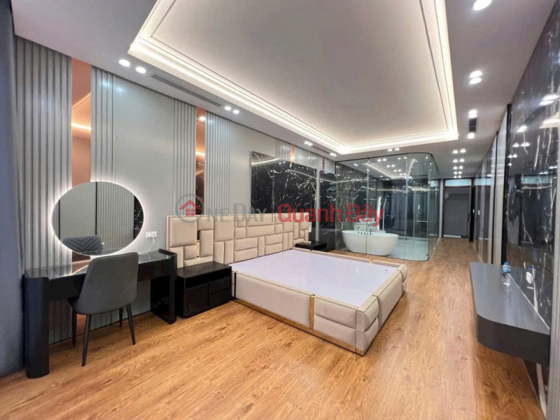 đ 28 Billion BEAUTIFUL HOUSE IN LONG BIEN - NGUYEN VAN CU 6 FLOORS ELEVATOR