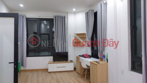 ► Spacious 2-sided house in Hoang Dieu, 76m2, 4 floors and for private rent, 4.x billion _0