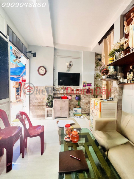 Property Search Vietnam | OneDay | Residential Sales Listings | Phan Dang Luu social network with 3 floors of reinforced concrete, 3 bedrooms, nearly 5m across, priced at only 3.2 billion.