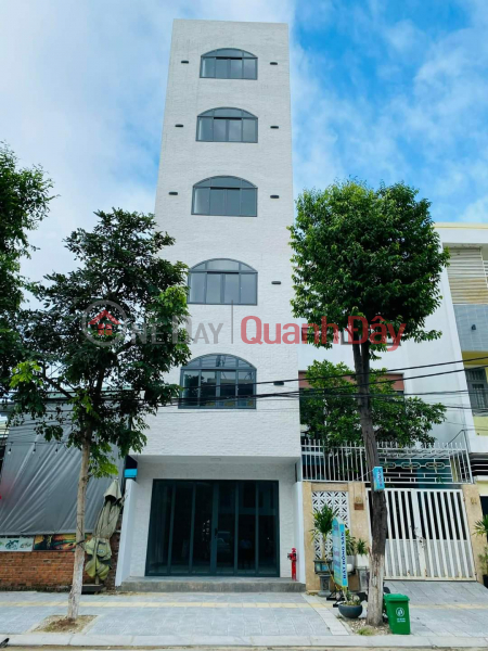 Selling apartment building 7 Floor more than 20 rooms, Cam Le, good price by owner Contact 0905.67.2687 Tu Sales Listings