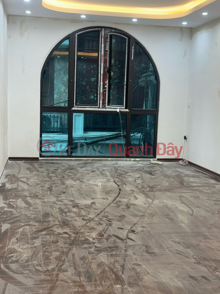 đ 16.6 Billion New 8-story house with parking at the door. Dam Quang Trung Street, 65m2, Price 16.6 Billion VND, Long Bien District, Hanoi.