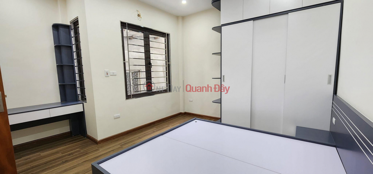 Bán nhà Gốc Đề, Minh Khai 44m, 5 tầng, oto 30m, full nội thất gần hồ, chỉ 4 tỷ | Việt Nam | Bán, đ 4 tỷ