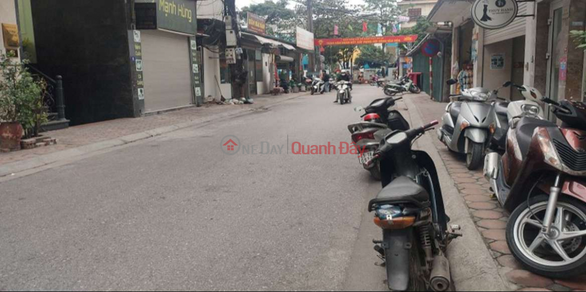 Property Search Vietnam | OneDay | Residential, Sales Listings | Nice location house in Gia Thuy Long Bien, car avoids business sidewalks, 92m open space, 16 billion