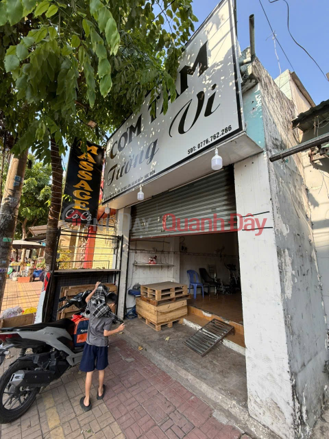 BEAUTIFUL HOUSE – GOOD PRICE – OWNER NEEDS TO SELL HOUSE in Ba Diem Commune, Hoc Mon District, Ho Chi Minh City _0