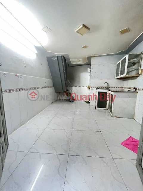 NHÀ TRUNG TÂM QUẬN 8 - SỔ CHUẨN - 2.650TR -3 TẦNG _0