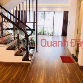 (11.2 BILLION) URGENT SALE OF HOANG CAU HOUSE - WIDE ALWAYS LIKE A STREET - CARS PARKING NEARLY - BUSINESS - ELEVATOR OXES _0