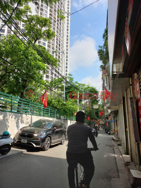 CẦN BÁN NHÀ THANH XUÂN, 6 TẦNG THANG MÁY, GẦN OTO TRÁNH, VIEW ROYAL CITY, NHỈNH 14 TỶ Niêm yết bán