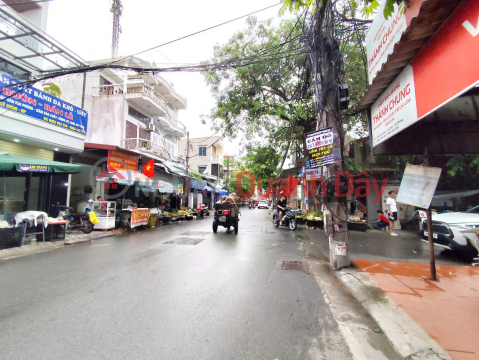 Land on Hang Moi Market street, super nice location, corner lot, 69m2, Price 8.98 billion _0