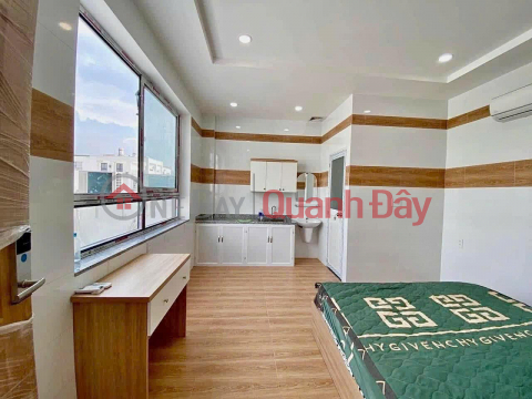 Fully furnished serviced apartment for rent right at Thanh Da Kinh Bridge _0