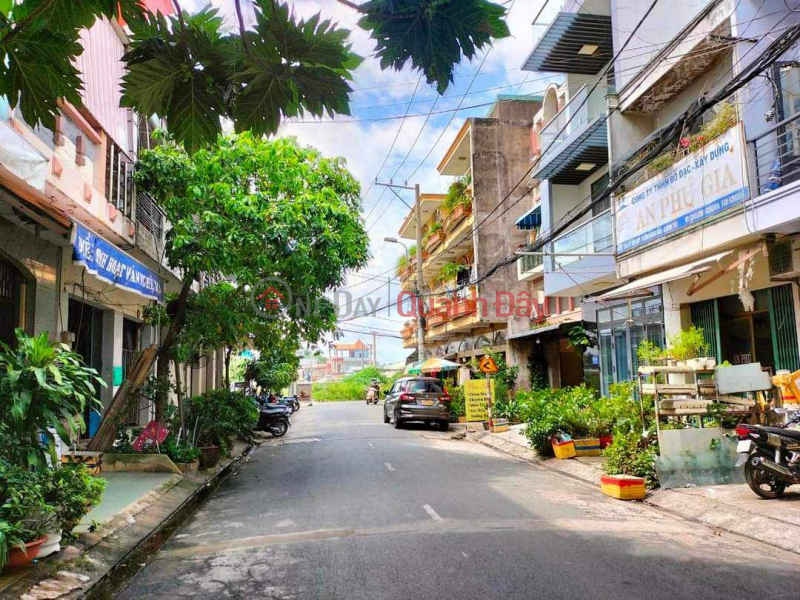 Selling 3-storey house on 10m alley, Tan Ky Tan, Quy Binh Tan 5.5 billion Sales Listings