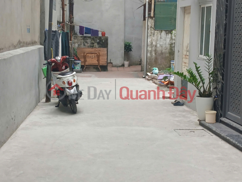 Land for sale, 61.3 m2, in Lam Du, Bo De. Title deed in owner's name. Contact number: 0987806245 _0