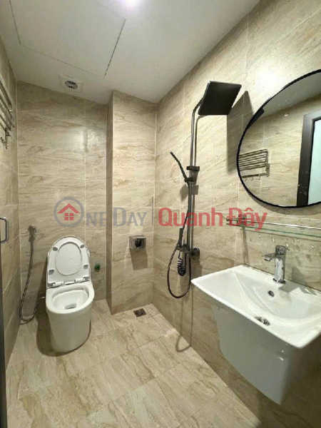 đ 9 Billion, House for sale in Ngoc Hoi, 35m², 5 floors - Price 9 billion VND - Spacious alley, cars can park right in front of the house - Beautiful new house.